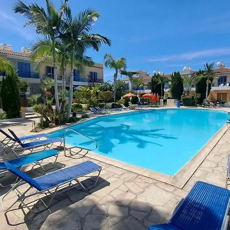 Zom * Paphos
